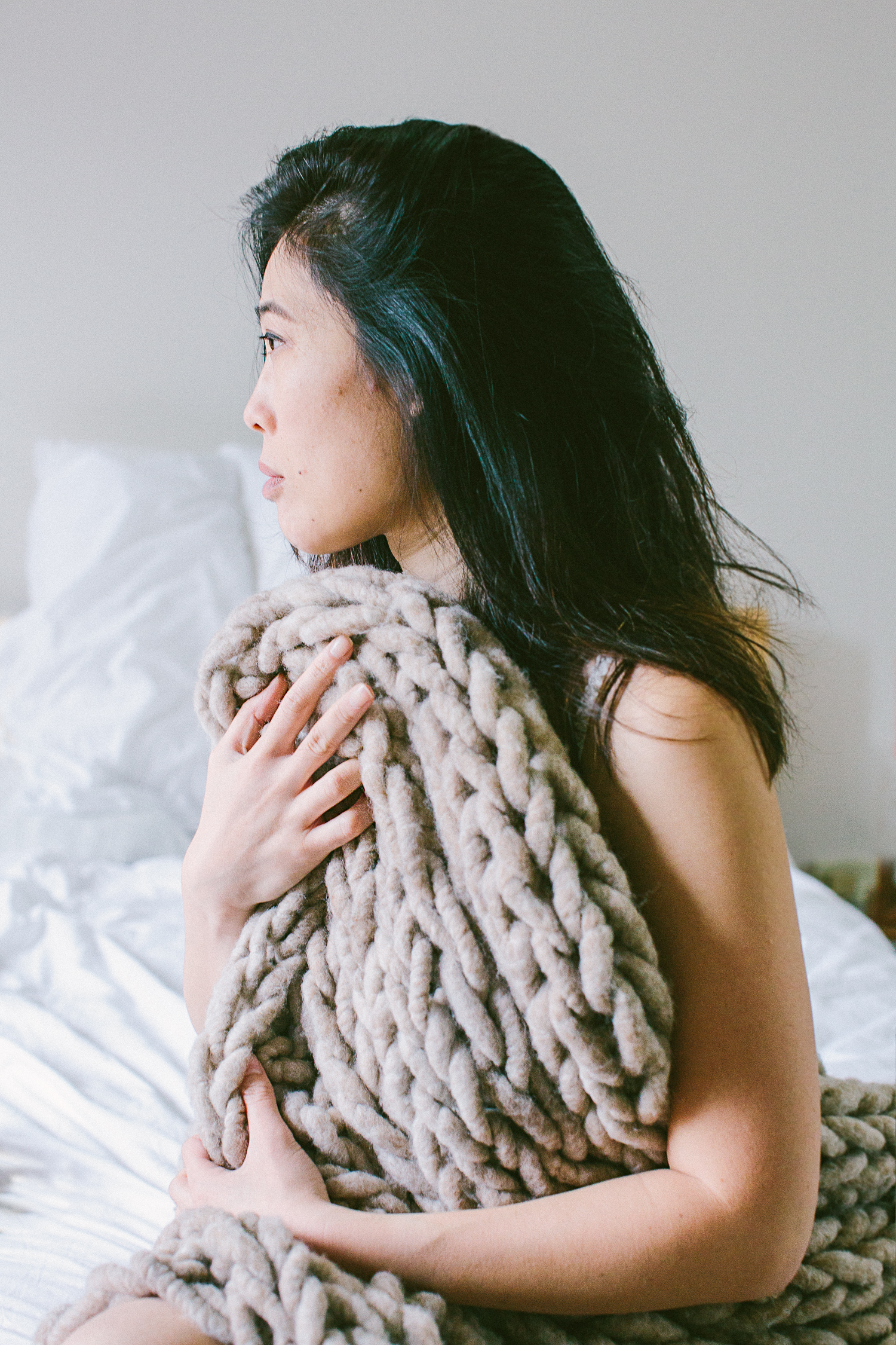 twoguineapigs_camel_chunky_blanket_marikit_by_kitty_choy_WEBSITE_1500-2.jpg