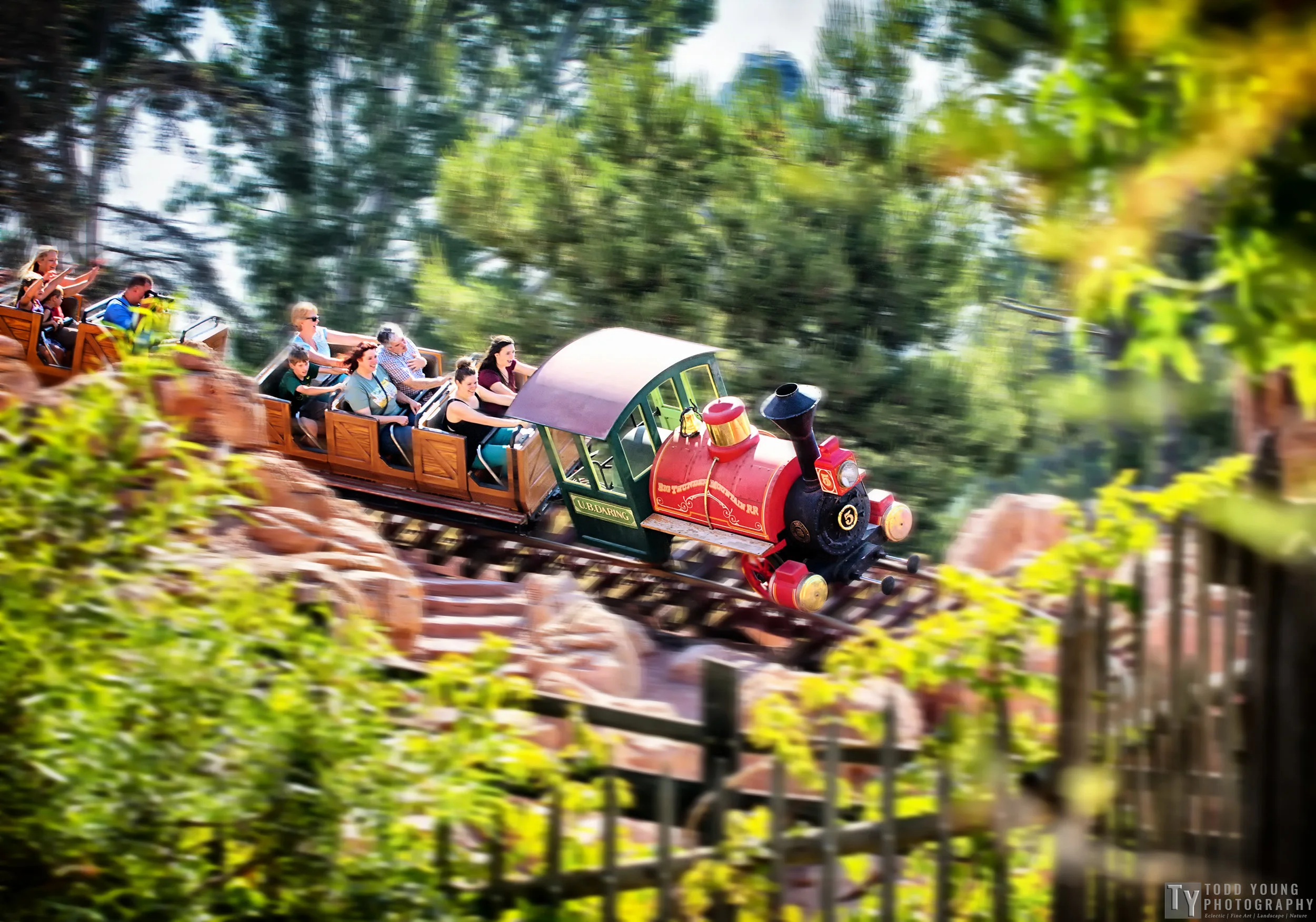 bigthunder.jpg