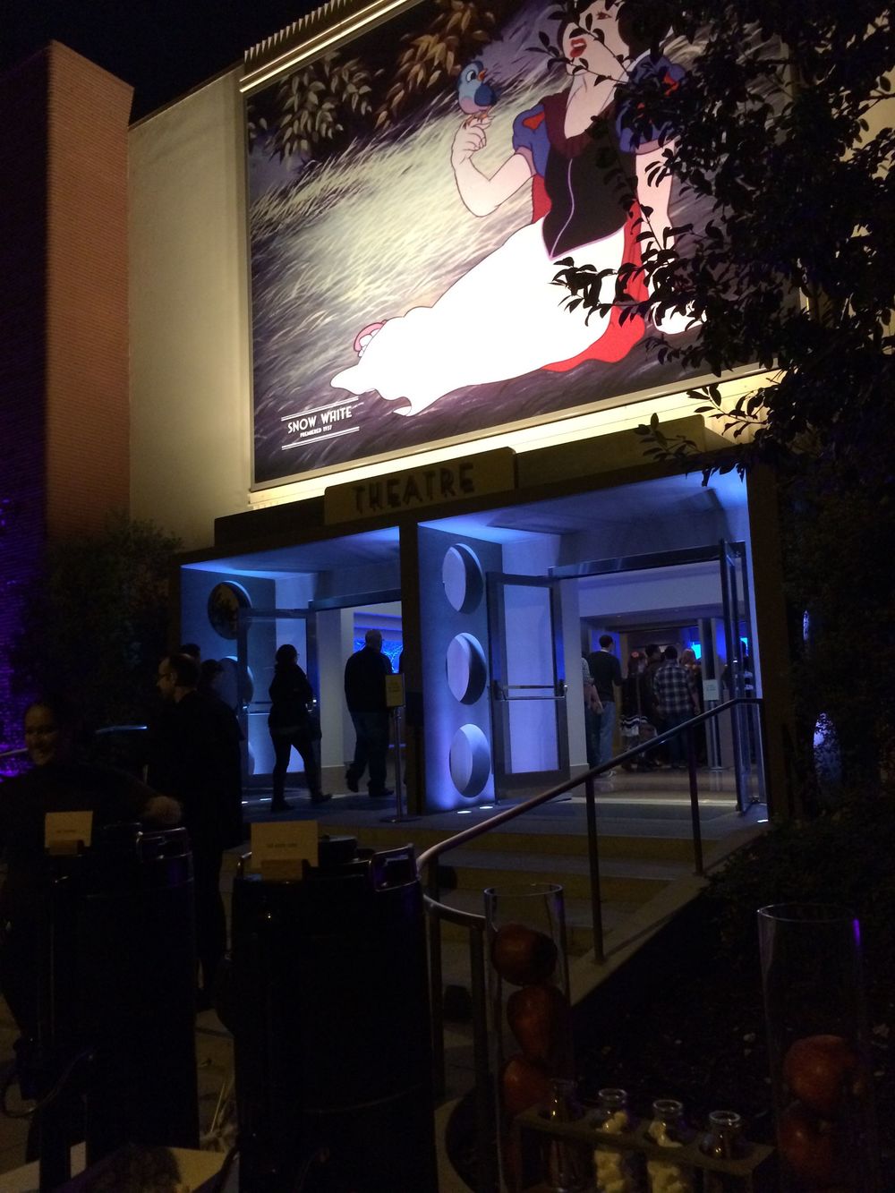  We got to see a screening of Frozen on the Disney lot. Hot chocolate and cookies. mmmmmmmmm 