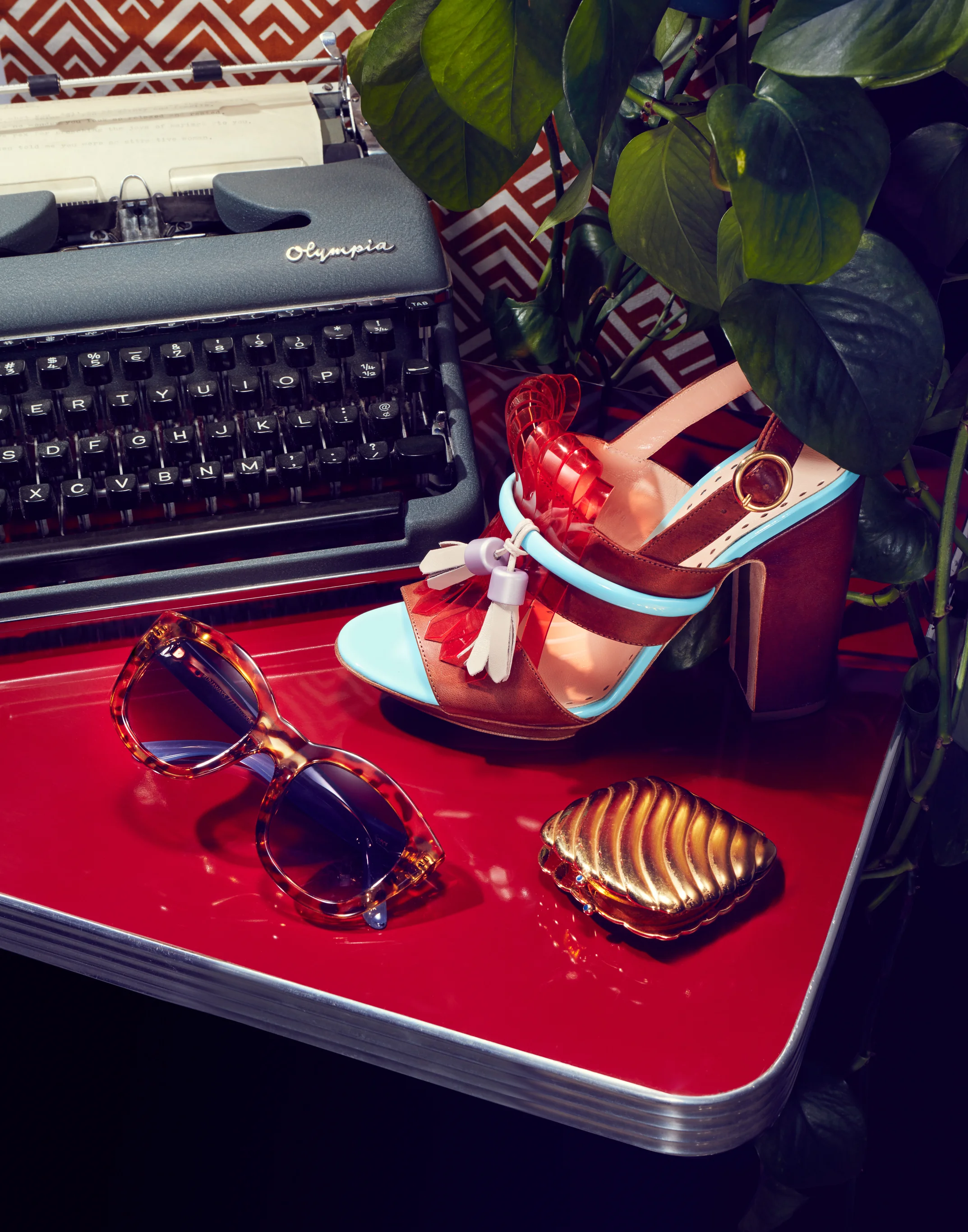 160701 Sunglasses Desk.jpg