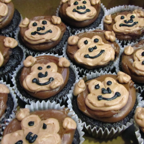 Monkey-Cupcakes.png