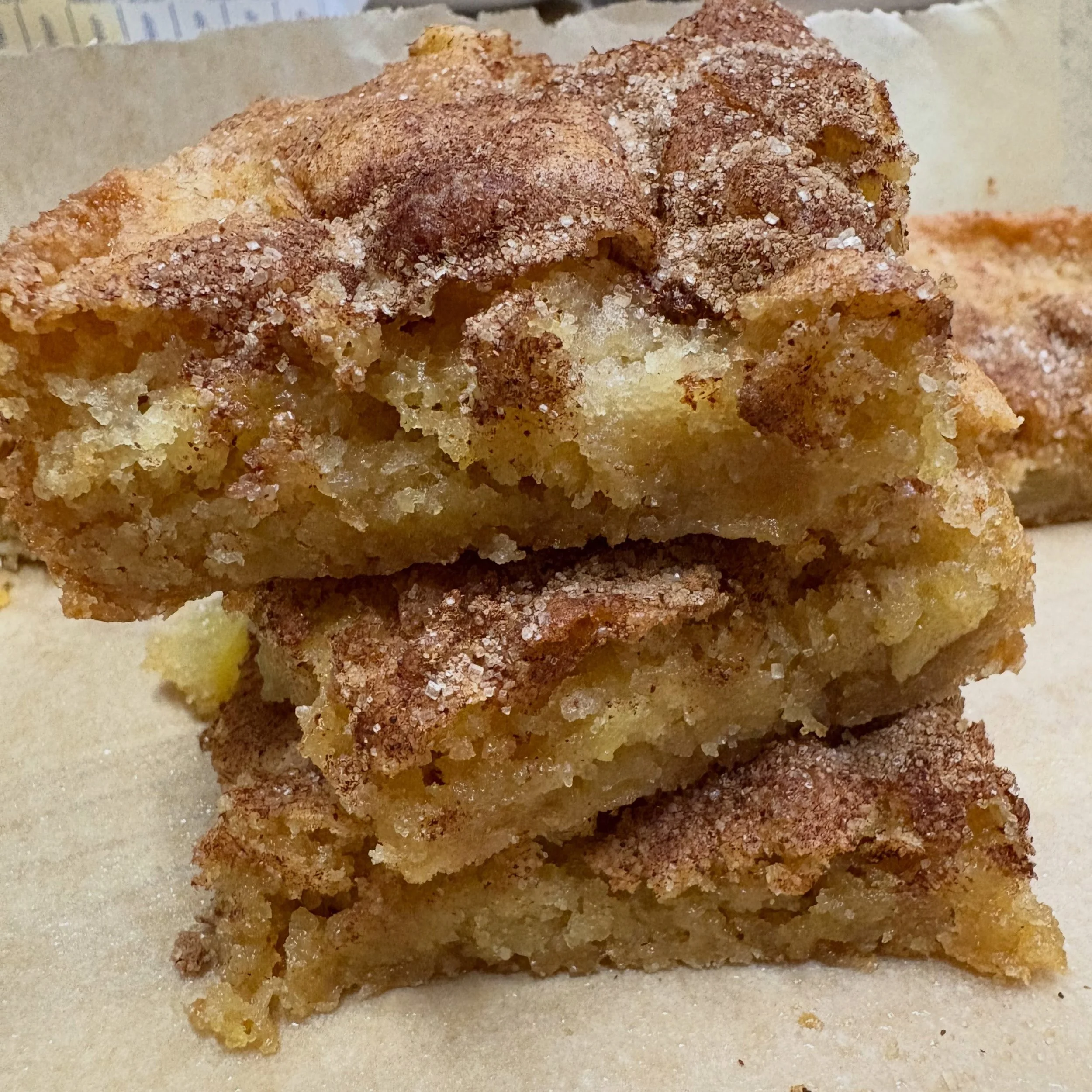 It&rsquo;s apple season! 🍎 

#ivybakery #applebars #cinnamon #bakery #lasvegasbakery