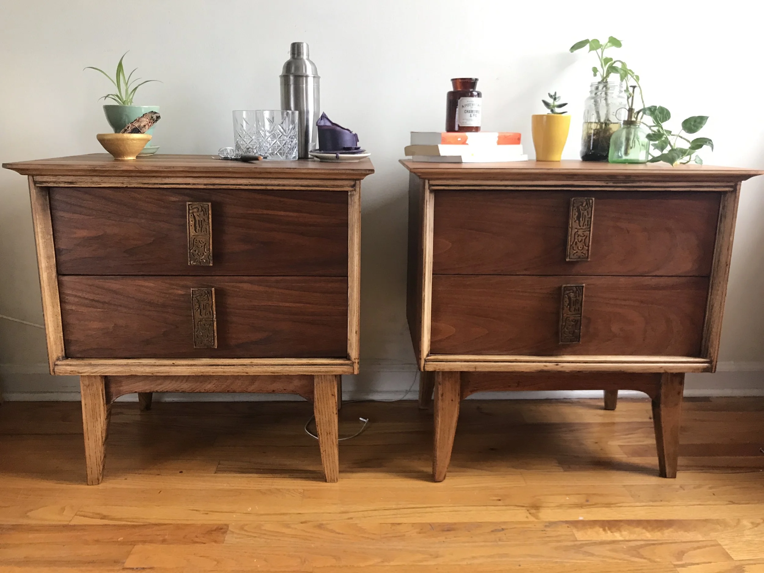 midcentury-mayan-side-table-01.jpg