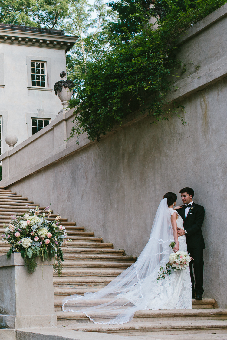 Bride and Groom Portraits at Swan House