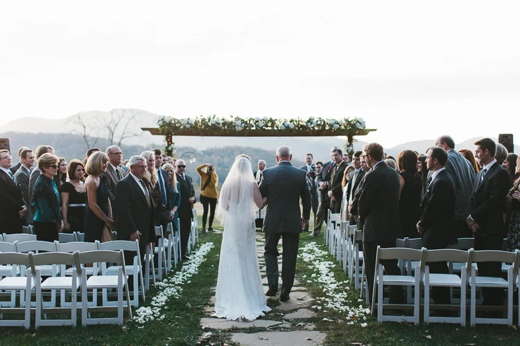 Beautiful wedding ceremony in north Georgia