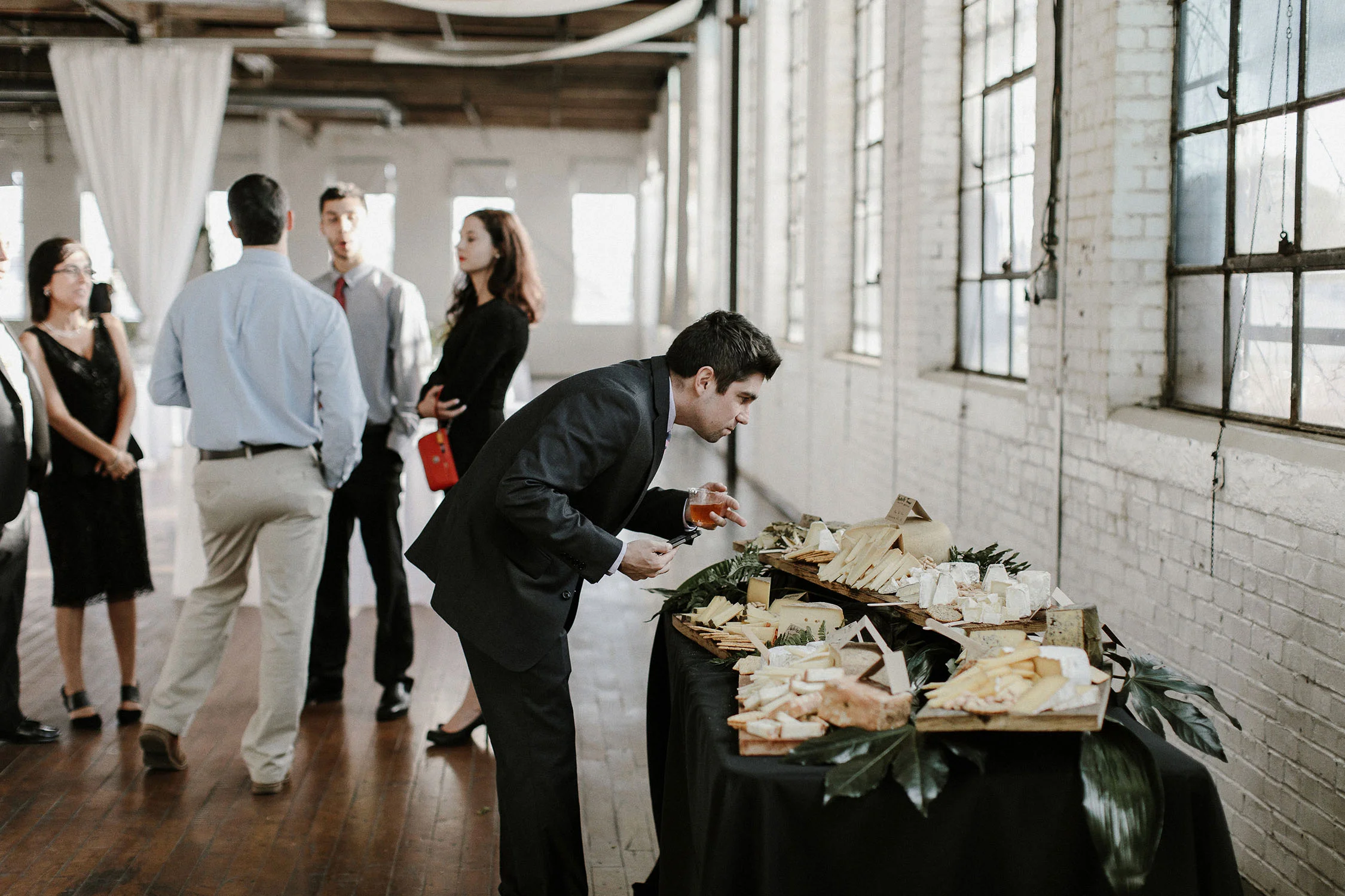 alternative-ambient-plus-studio-wedding (8 of 10).jpg