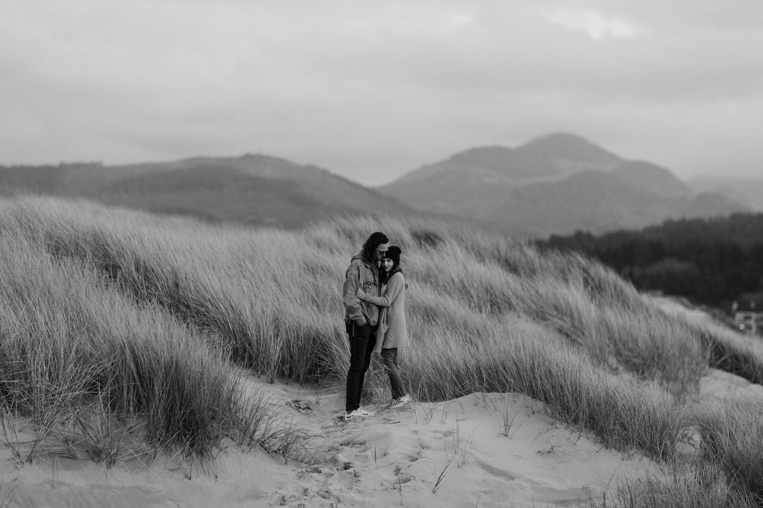 cannon-beach-engagement-oregon-115.jpg