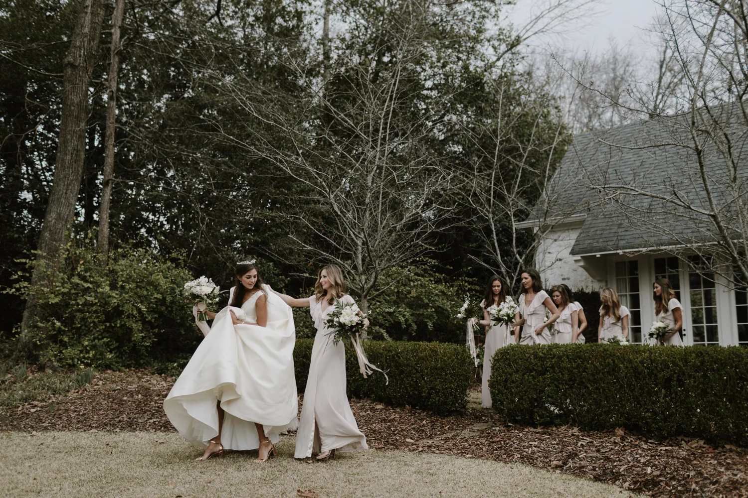 documentary-wedding-photographer-mountain-brook-alabama-35.jpg