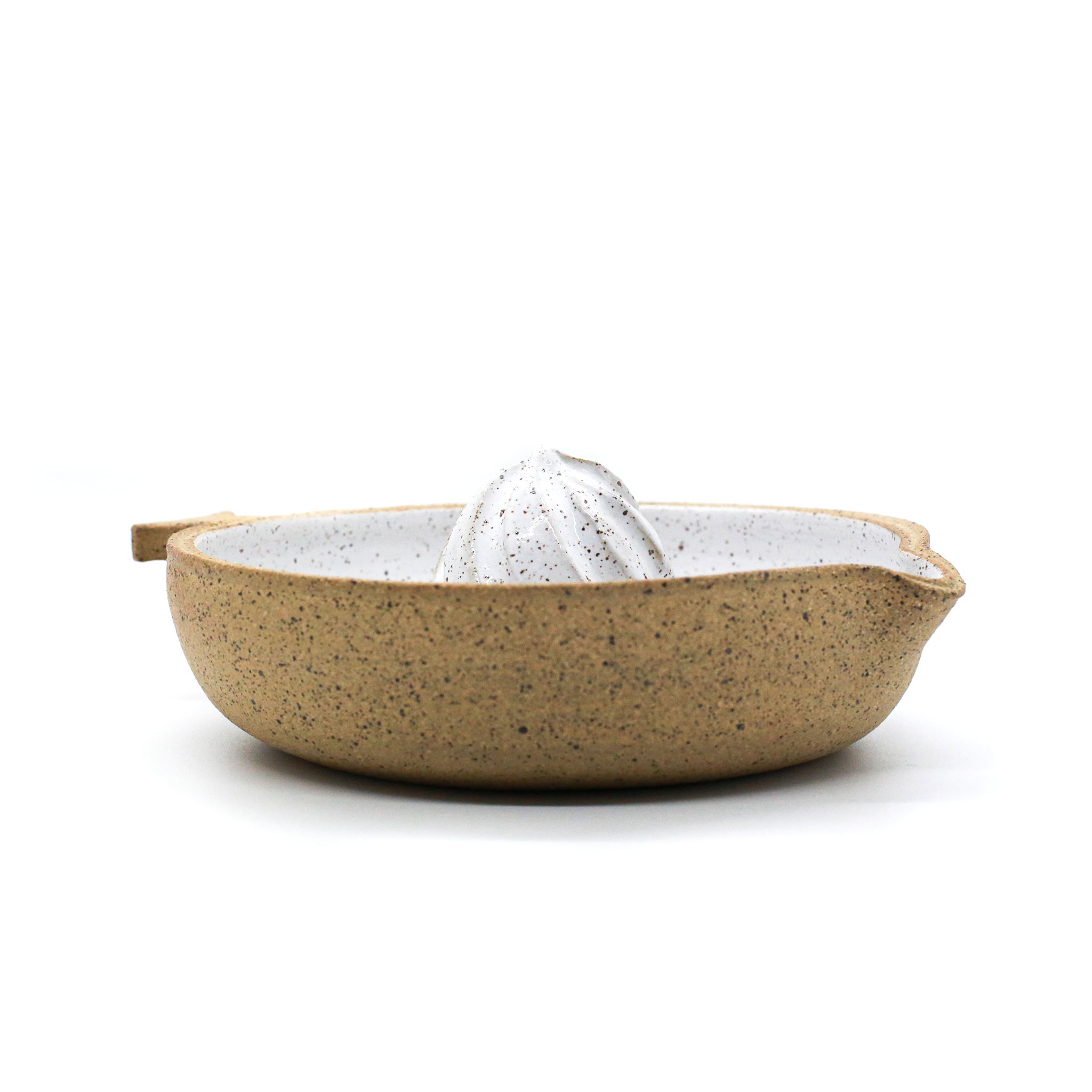 White_Juicer_2.png