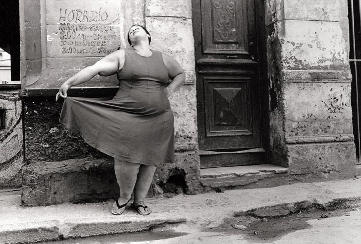 Cuba-Dancing-woman.jpg