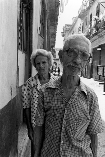 Cuba-Old-Couple-B.jpg