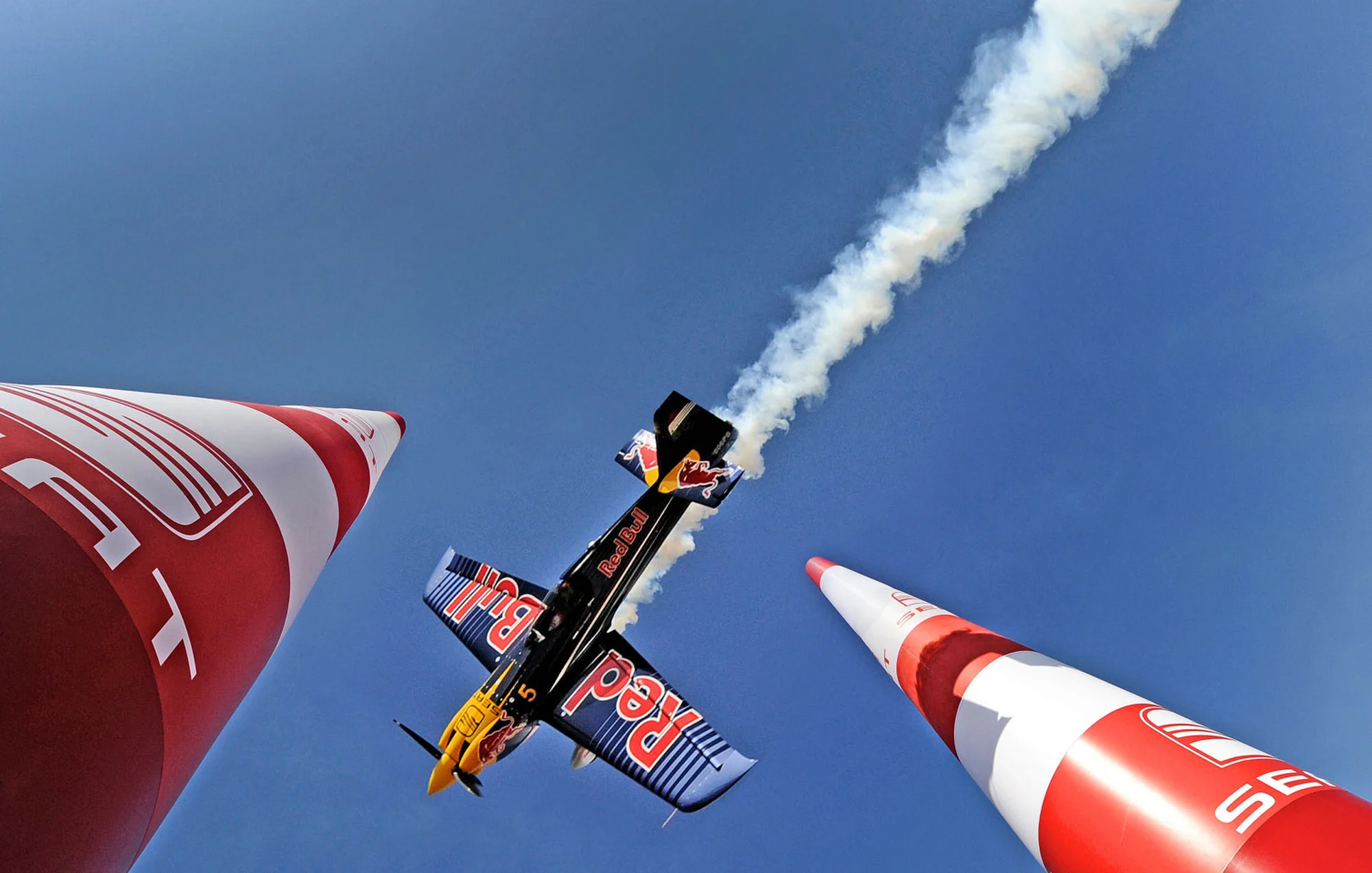   Red Bull Air Race, Budapest    Picture by Thomas Lovelock Sports Action &amp; Portrait Photographer    Thomas Lovelock Photography  
