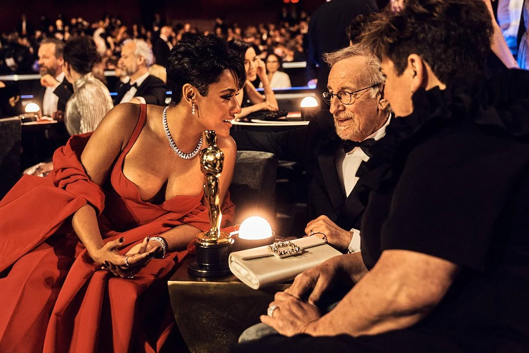 03232022_94TH-OSCARS_HOUSE_3055.jpg