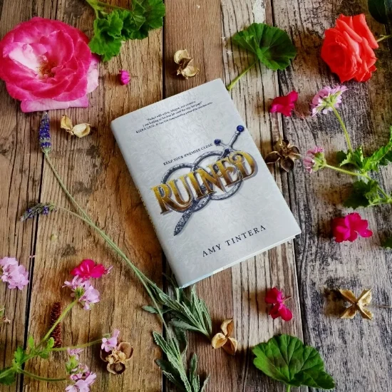 Ruined By Amy Tintera.
