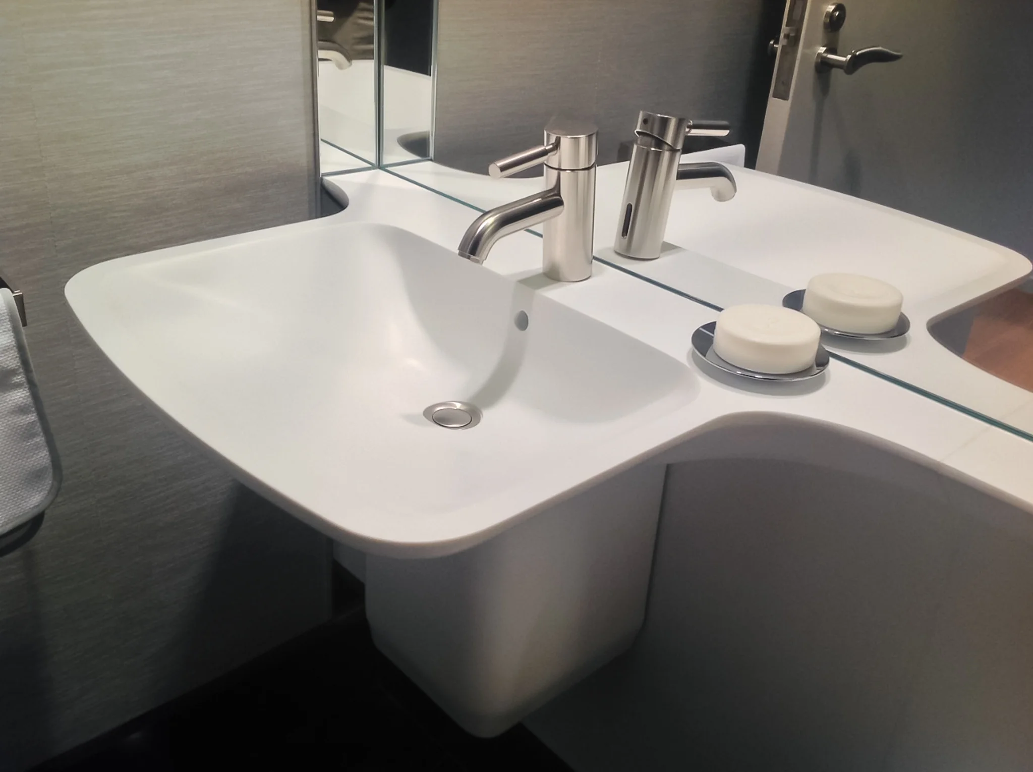 The Manhattan Corian Sink Project