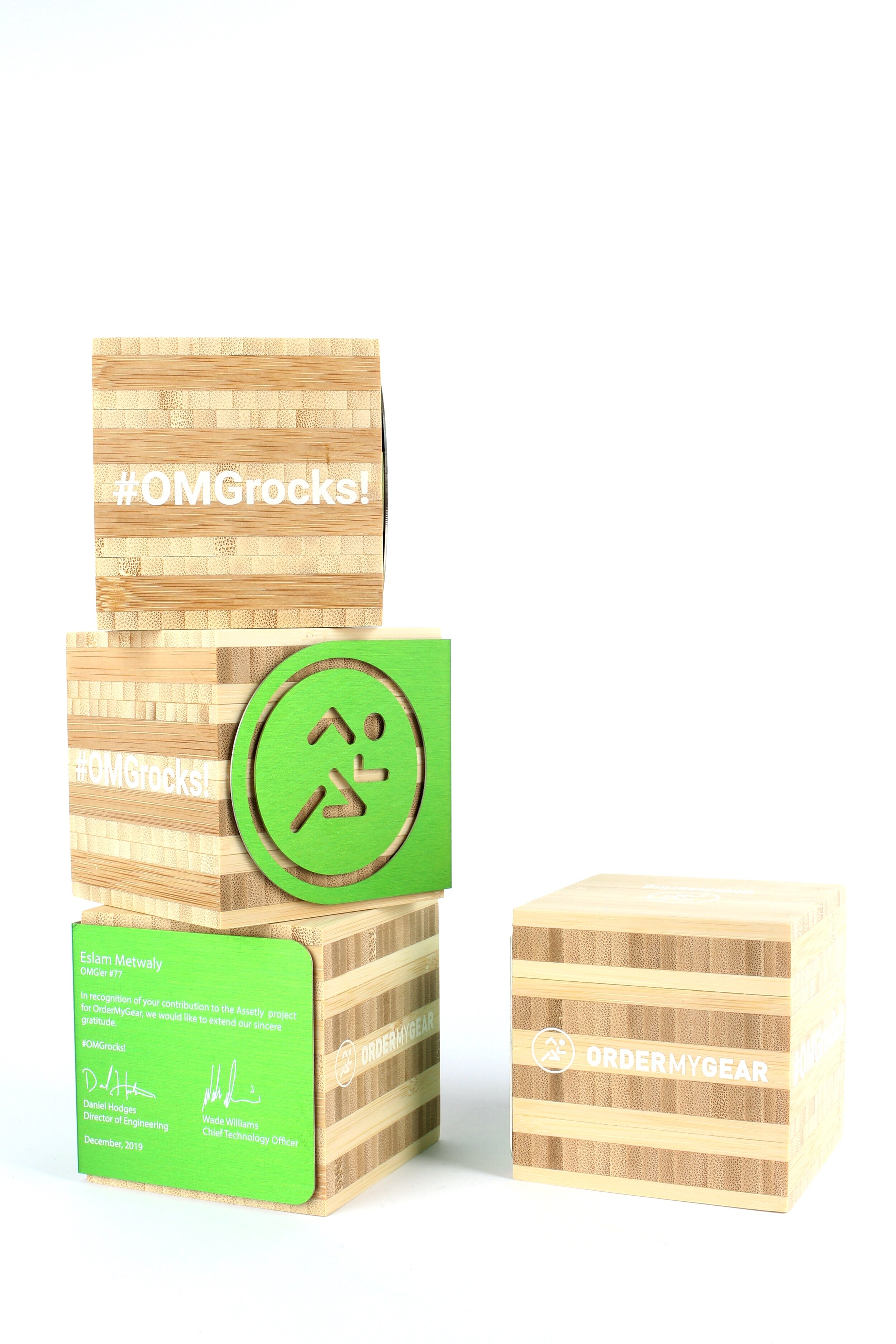 OrderMyGear.4 A simple and modern award. These cubes are versatile and showcase the beautiful grain of bamboo.