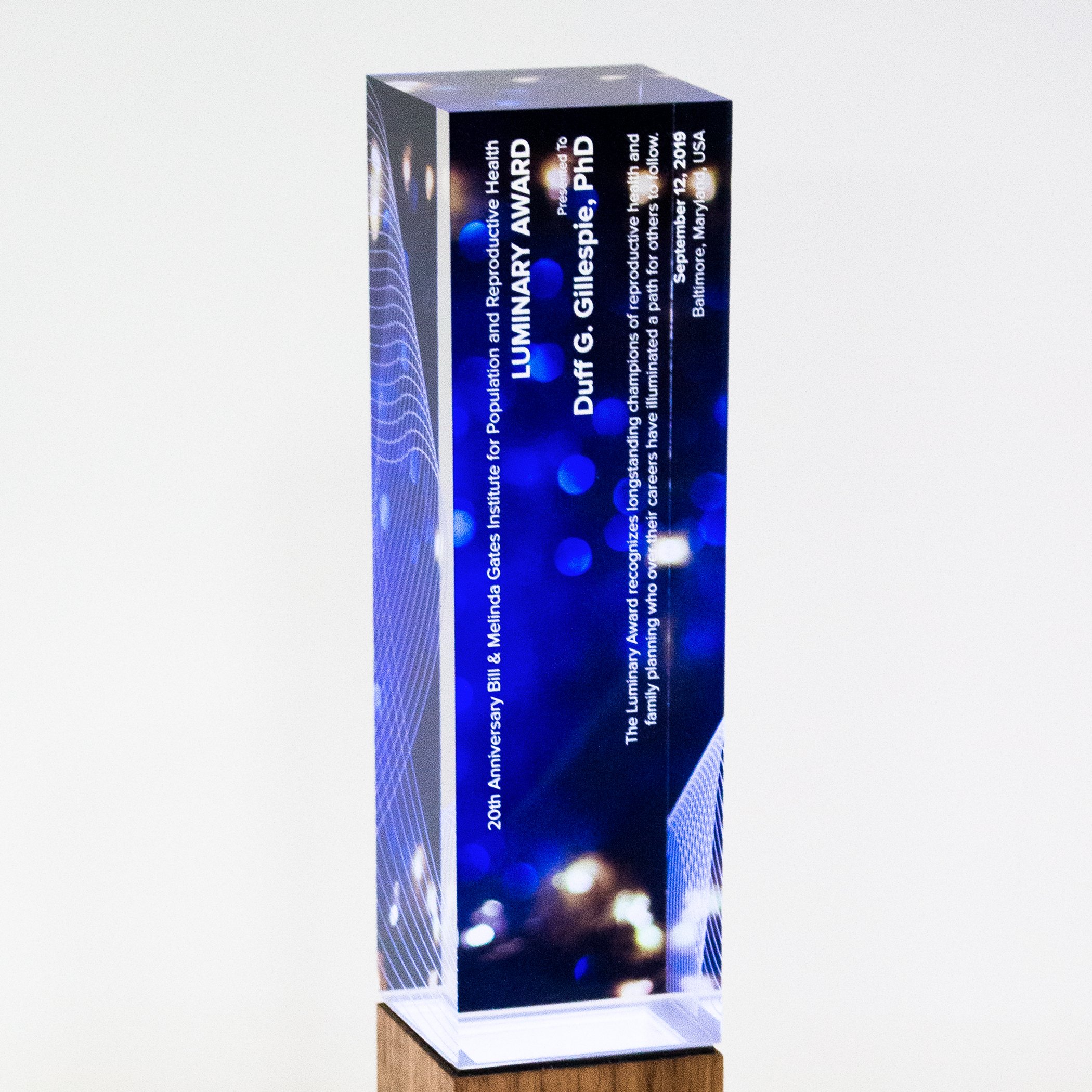 the-gates-institute-luminary-awards-John-Hopkins-University-trophy-led-lights-3.jpg