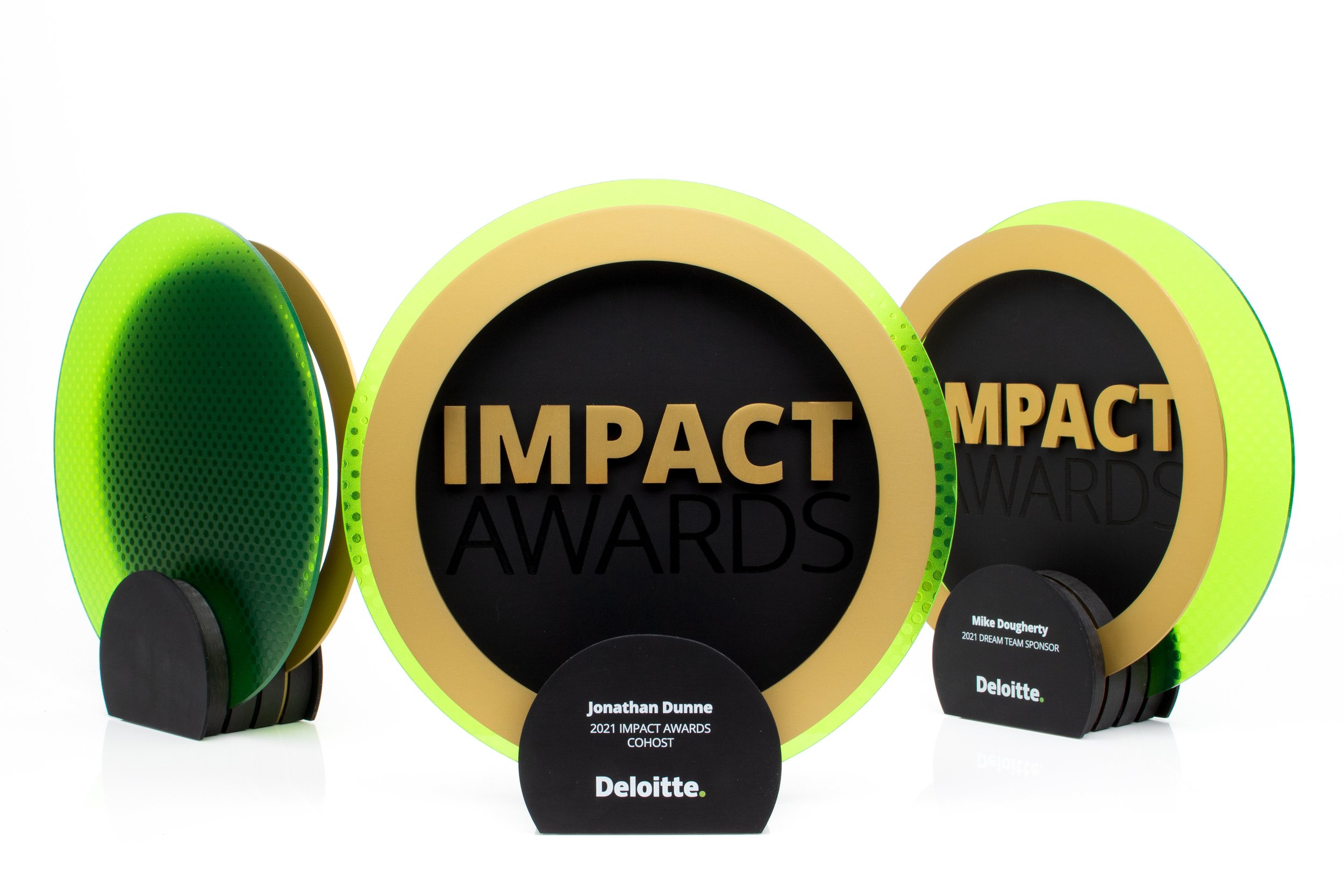 deloitte-impact-awards-cusom-trophy-design-gold-2
