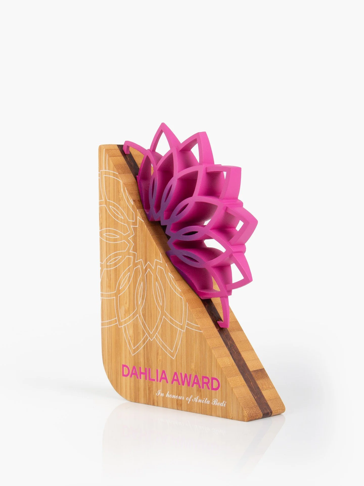 As the year draws to a close, we thought we'd feature our top 3(D) printed awards we created this year! First up is our Dahlia award for Benevity 🌸.
.
.
.
.
.
#customtrophy&nbsp;#customtrophies&nbsp;#customawards&nbsp;#moderndesign&nbsp;#customdesig