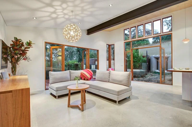 23-Helene-Street-Eltham-VIC-3095-Real-Estate-photo-3-large-4087295.jpg