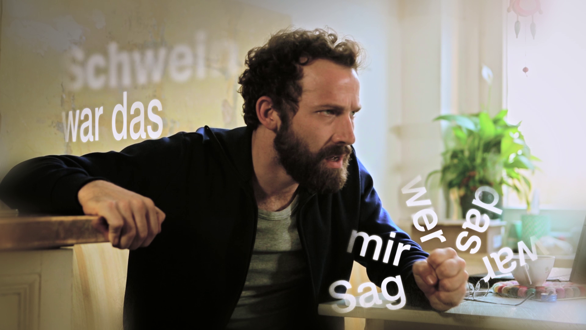 Tomas as JASON in DINA FOXX - TÖDLICHER KONTAKT.