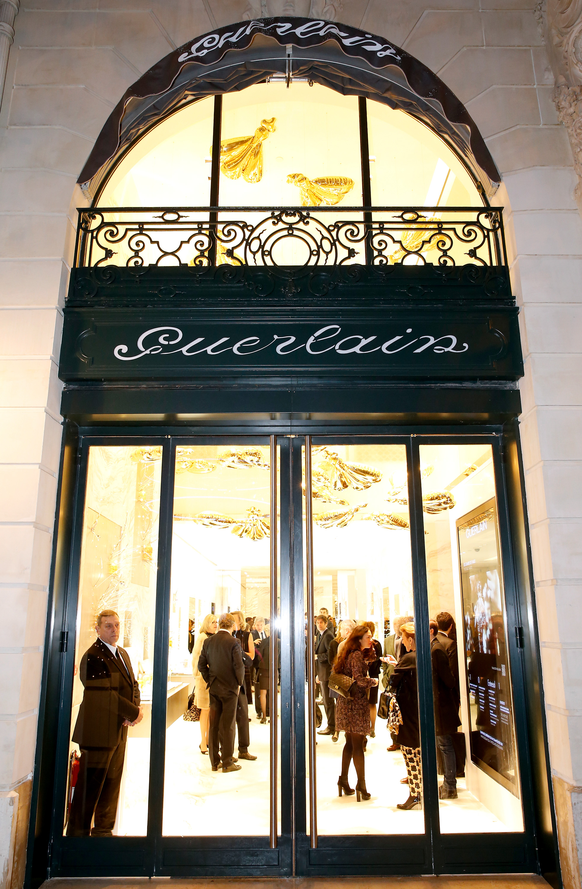 EntrÇe_InaugurationGuerlain.jpg