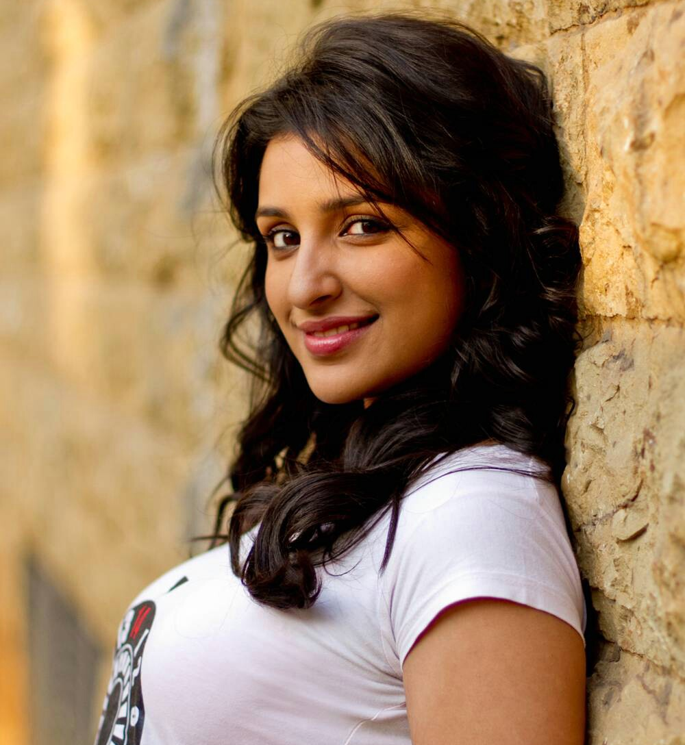 Parineeti Chopra says she feels no pressure to look a certain way -  Celebrity - Images