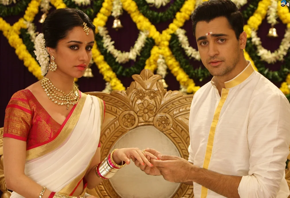 Shraddha Kapoor shines in Gori Tere Pyaar Mein