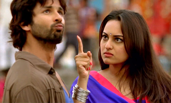 Shahid with Sonakshi Sinha in R... Rajkumar