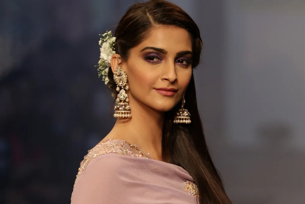 Sonam sizzles on the ramp