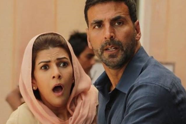 Akshay Kumar & Nimrat Kaur in Airlift