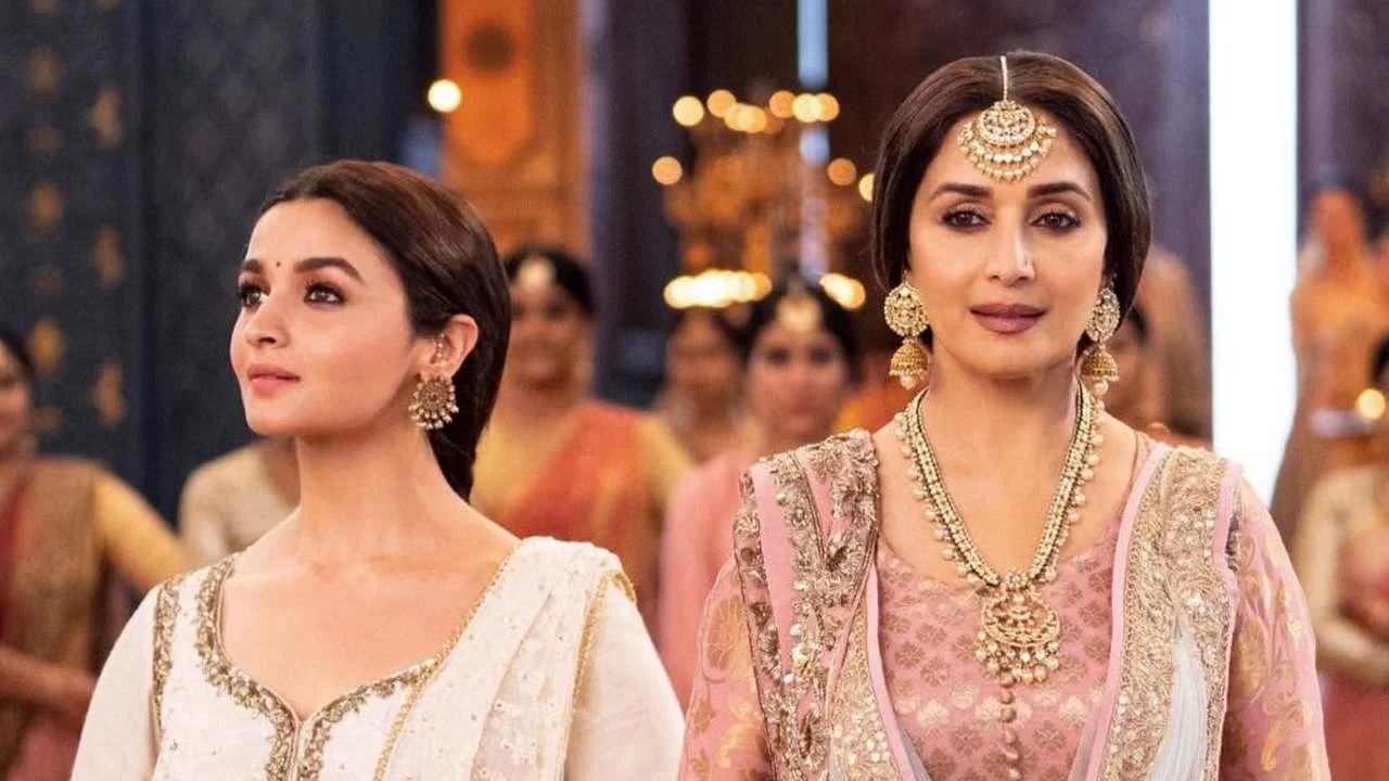 Alia Bhatt and Madhuri Dixit in Kalank