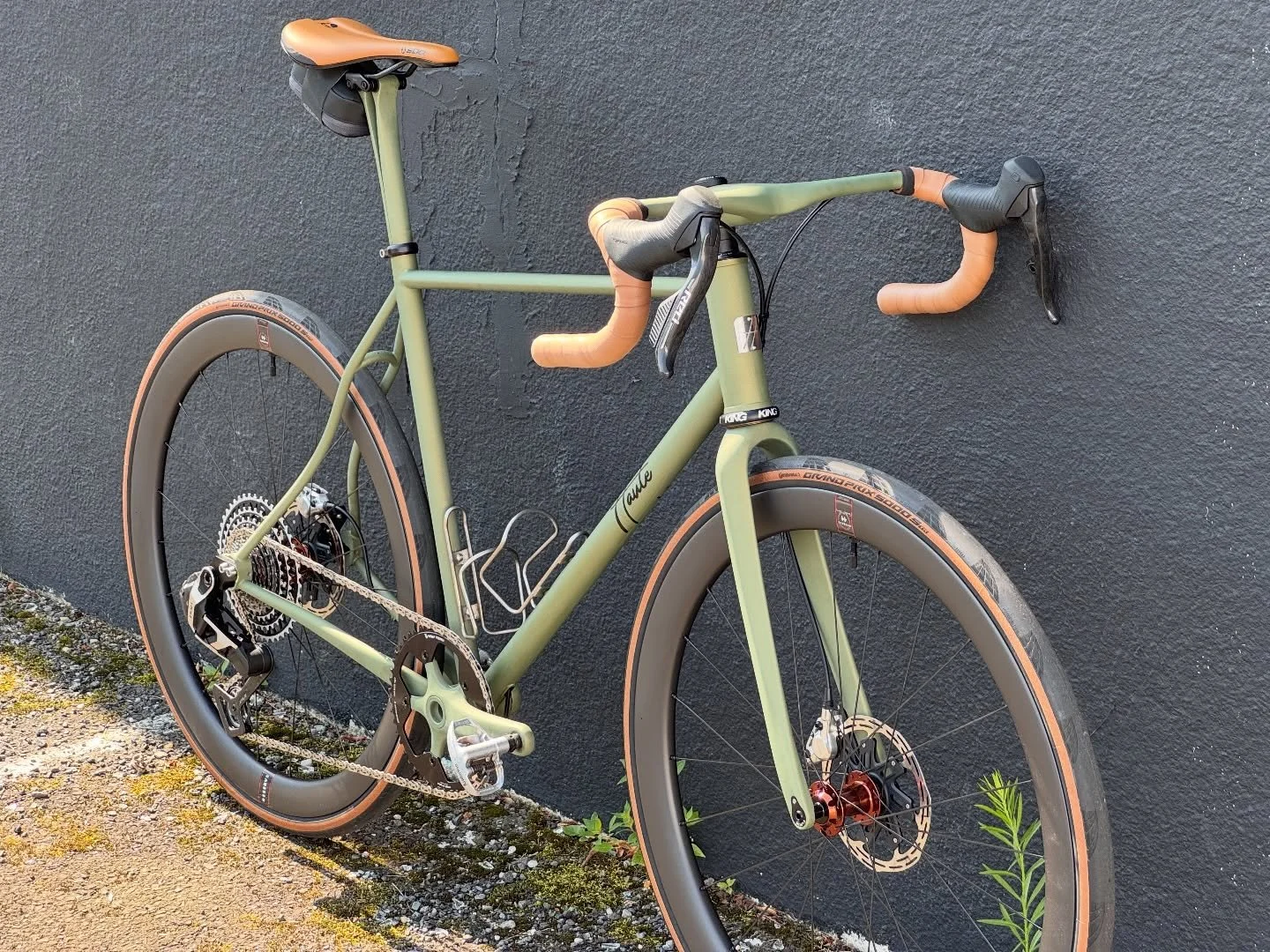 This bike changed my life. The Haute Streak. After going down to Richmond in January and seeing how seriously legit Wilson and Steven&rsquo;s production space is at Haute Bikes HQ, and rolling around on Wilson&rsquo;s Streak, I decided i needed one. 