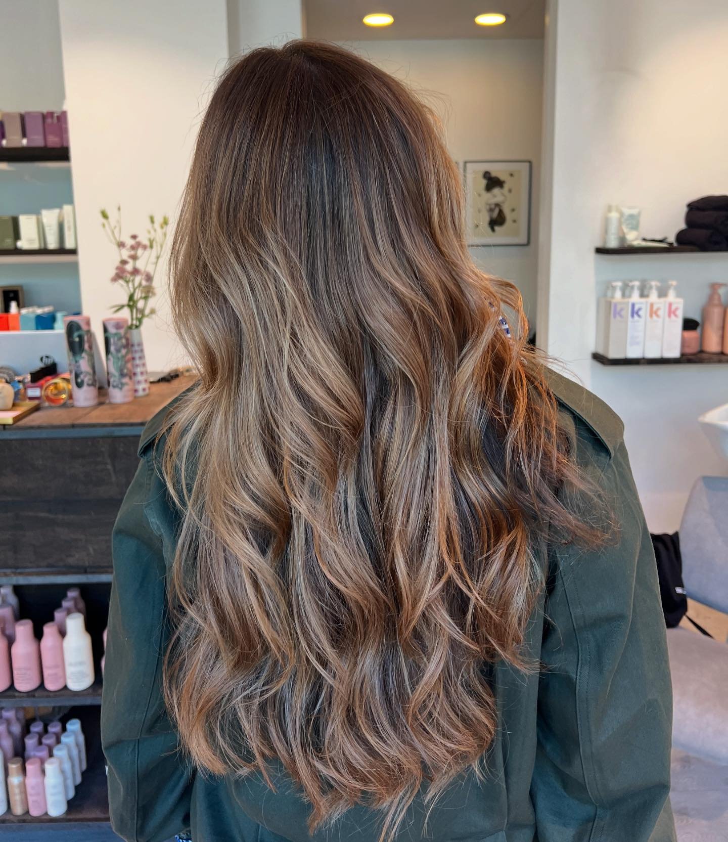 ❣️❣️❣️

#beautyful #haircolorist #haircolor #hairgoals #hair #haircut #longhair #brunette #ombre #lowlights #hilights #shadeseqgloss #greyhair #nomoregrey #scandinaviangirl #b3  #b3brazilianbondbuilder #fris&oslash;r #fris&oslash;rcph #lightcoverage 