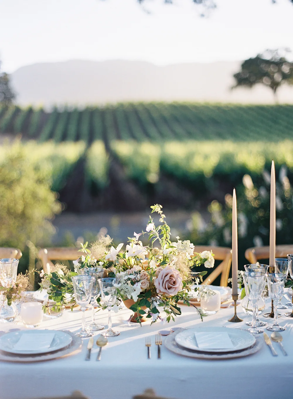 PHOTO by Eric Kelley. DESIGN by Jenny Schneider Events + Laurie Arons Special Events. 