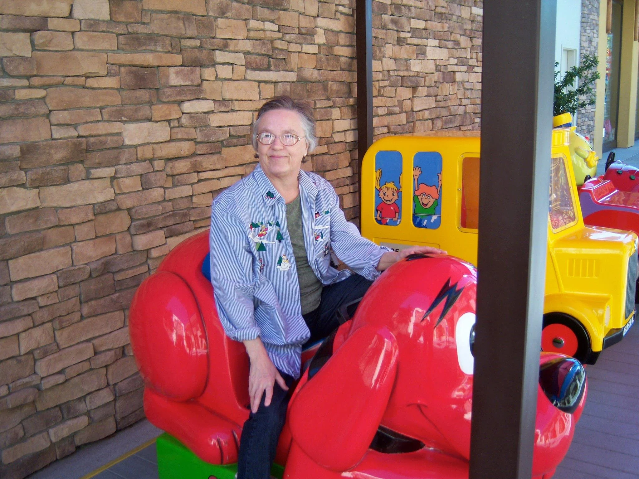 Becky having fun too! (Don't you just love people that like to have fun regardless...)