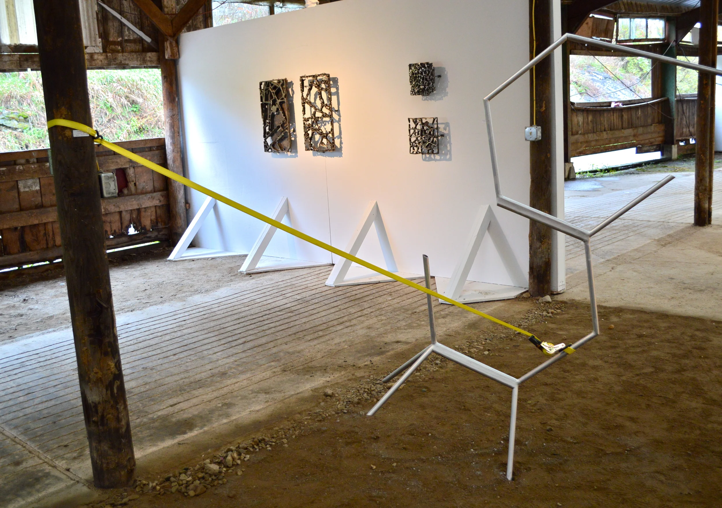  watch your head - detail 