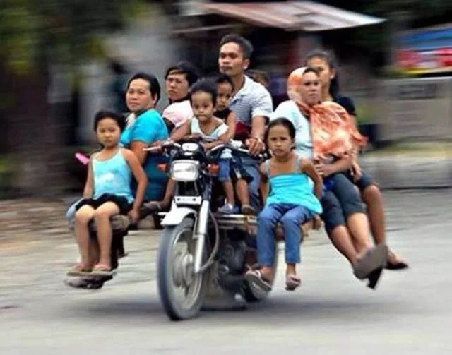 Bali Road Etiquette