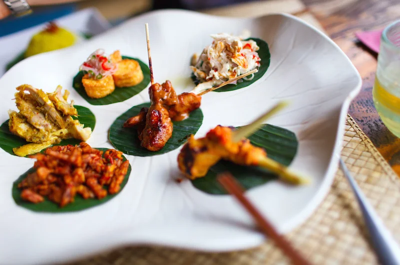 10 WAYS TO CURE BALI BELLY