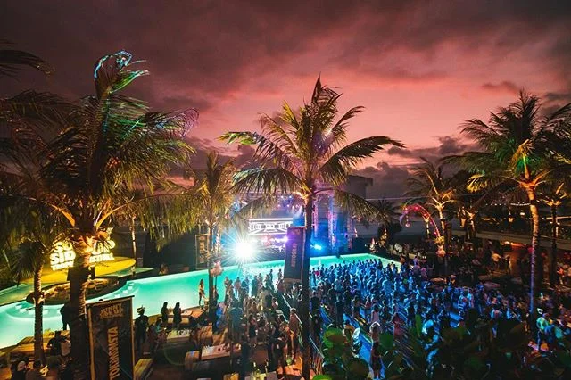 #sunnysideupfest is back🤩 and this year they've packed in two full days of music and festivities across single events headlined by Chet Faker FKA @nickmurphy on 21 July and alt-pop superstar Halsey on 12 August! Tickets are available at link in @sun