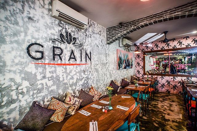 We love Grain @grainbali because they always keep things fresh 🍍⠀
⠀
They have a brand new menu full of their signature 'healthy but hearty' meals as well as live music sessions in the laneway 🎤⠀
⠀
#grainbali #balicafe #seminyakcafe #seminyakfood #s