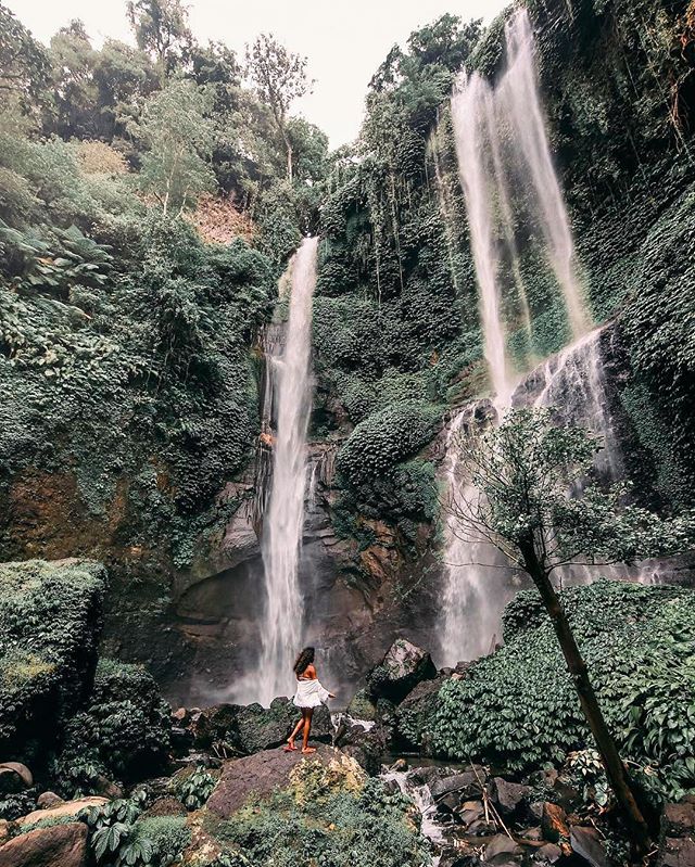 You don&rsquo;t need magic to disappear, all you need is a destination 🙌 #sekumpulwaterfall || Credit: @girlborntotravel  @maximevelly⠀
⠀
&mdash;&mdash;&mdash;&mdash;&mdash;&mdash;&mdash;&mdash;&mdash;&mdash;&mdash;&mdash;&mdash;&mdash;&mdash;&mdash