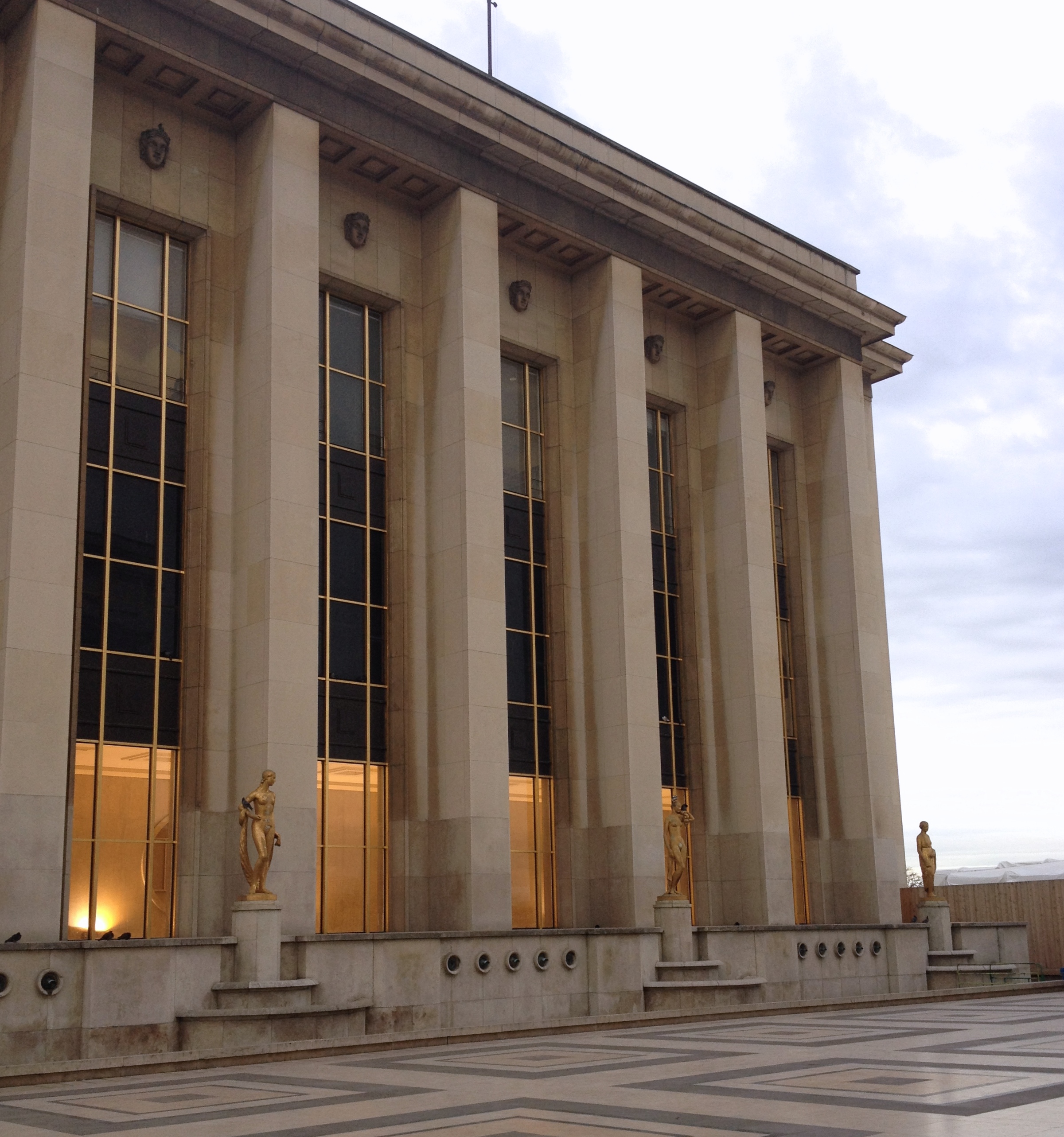 Palais de Chaillot, Trocadero