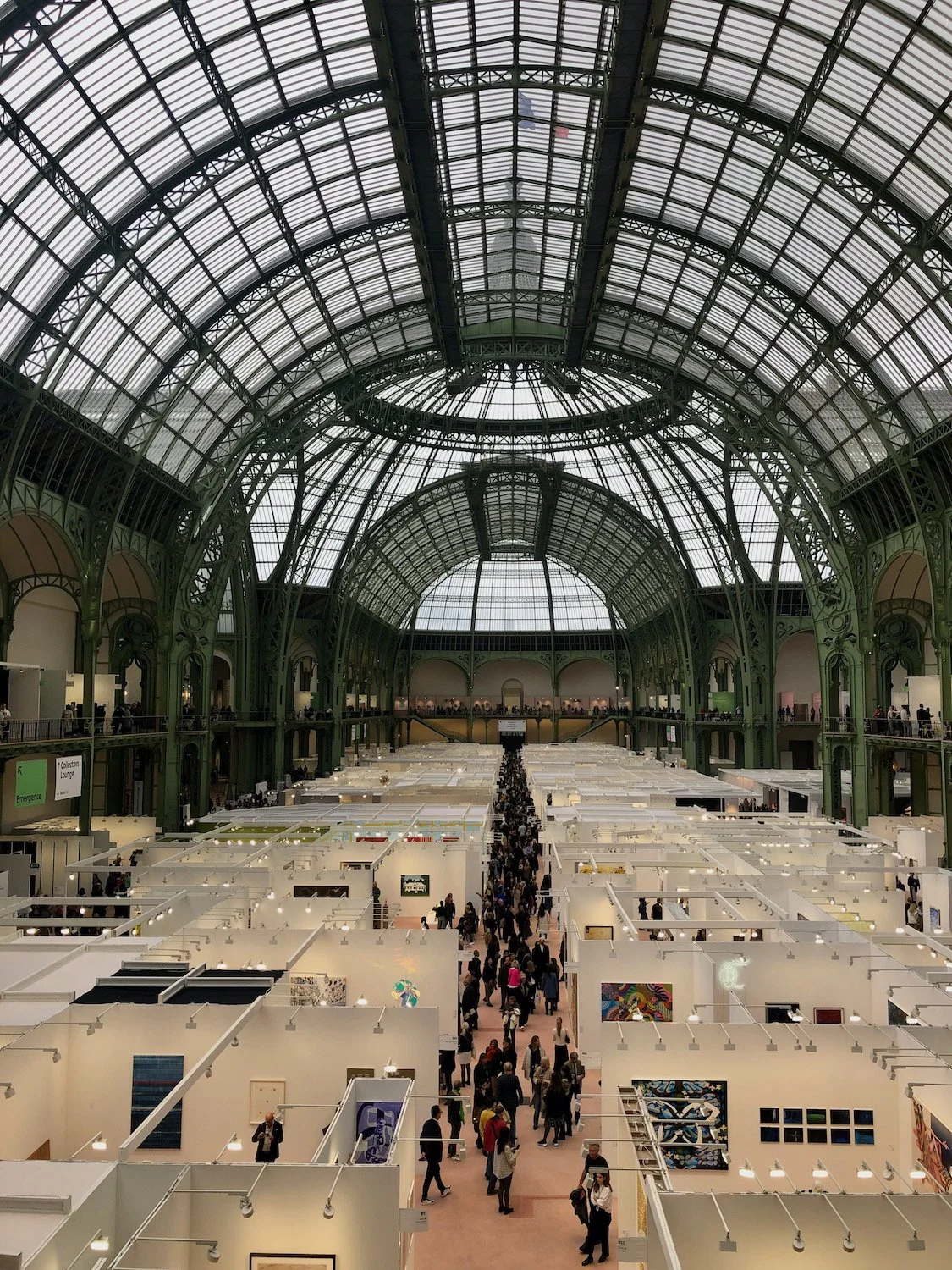 Art Basel 2024 allée.jpeg