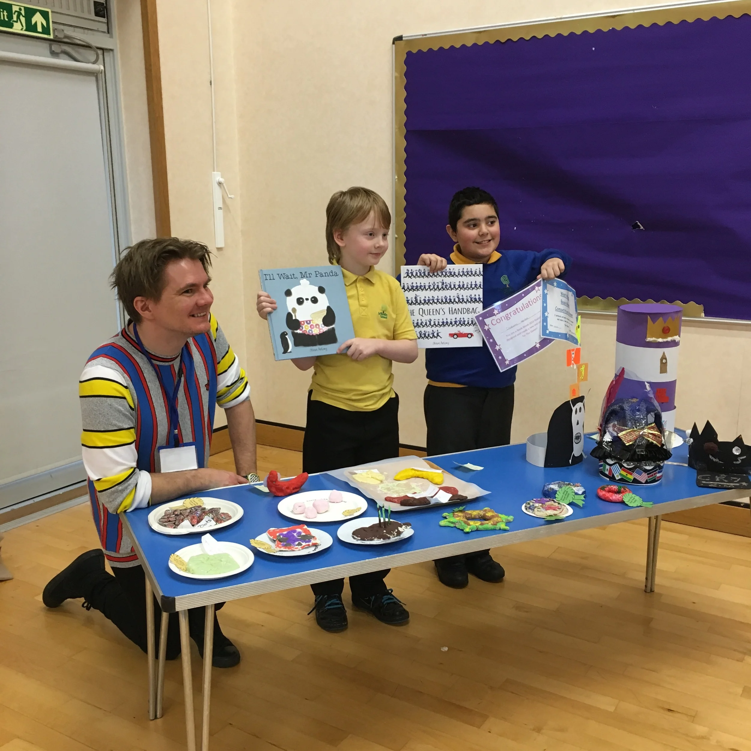 Here are two of the talented winners with their respective prizes!