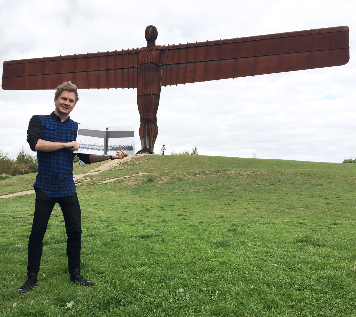 Angel of the North is in The Queen's Handbag