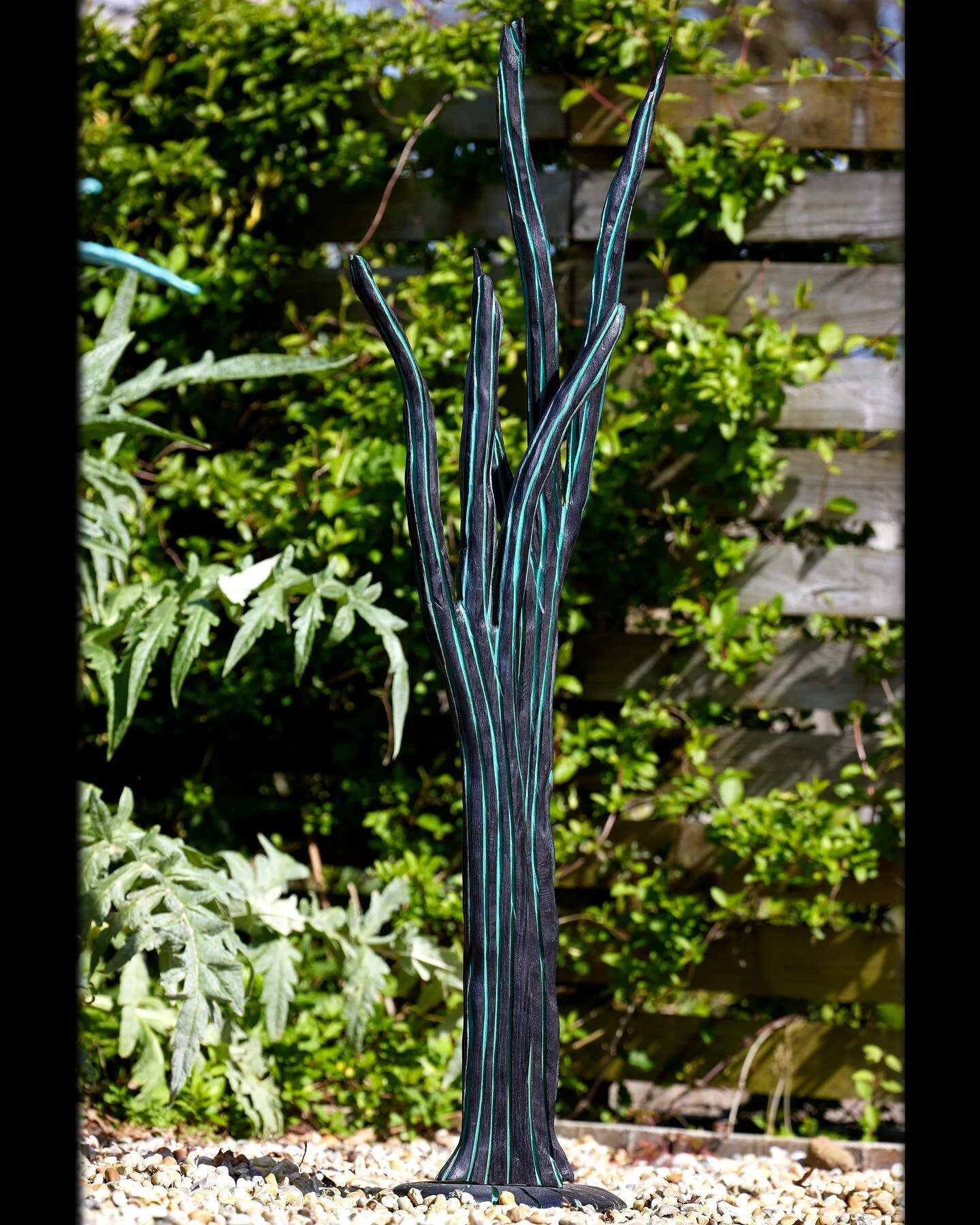 8 Million:Phoenix I, 143x35x25, charred Cornish oak, wood stain &amp; lacquer
Available @circlecontemporarygallery 
#cornishsculpture
 #contemporarysculpture
#christopherchandlersculptor
#rockcornwall #wadebridge #stminver 
#globalwarming #climatecha