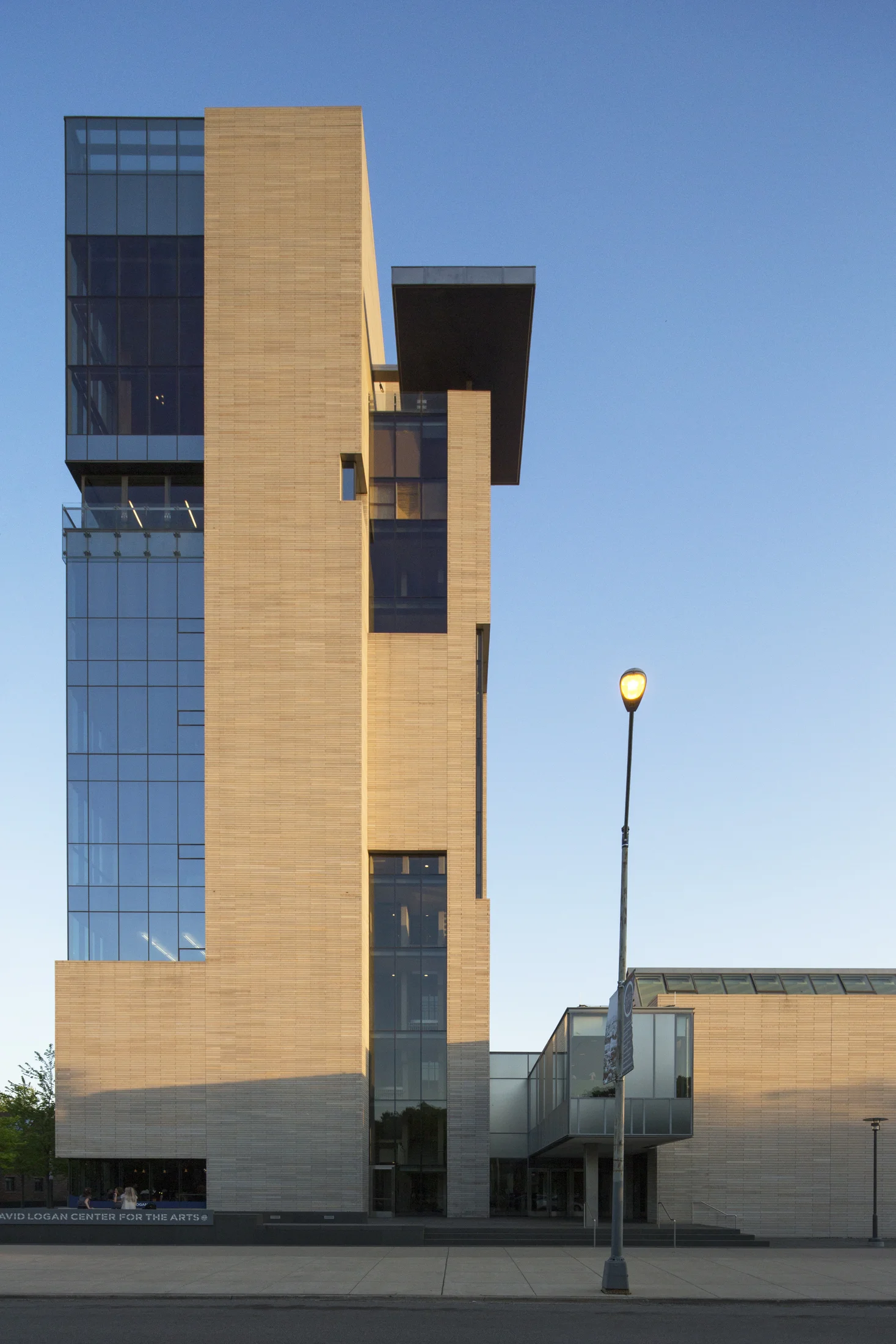 Reva and David Logan Center for the Arts University of Chicago, Chicago IL Tod Williams and Billie Tsien Back to Portfolios
