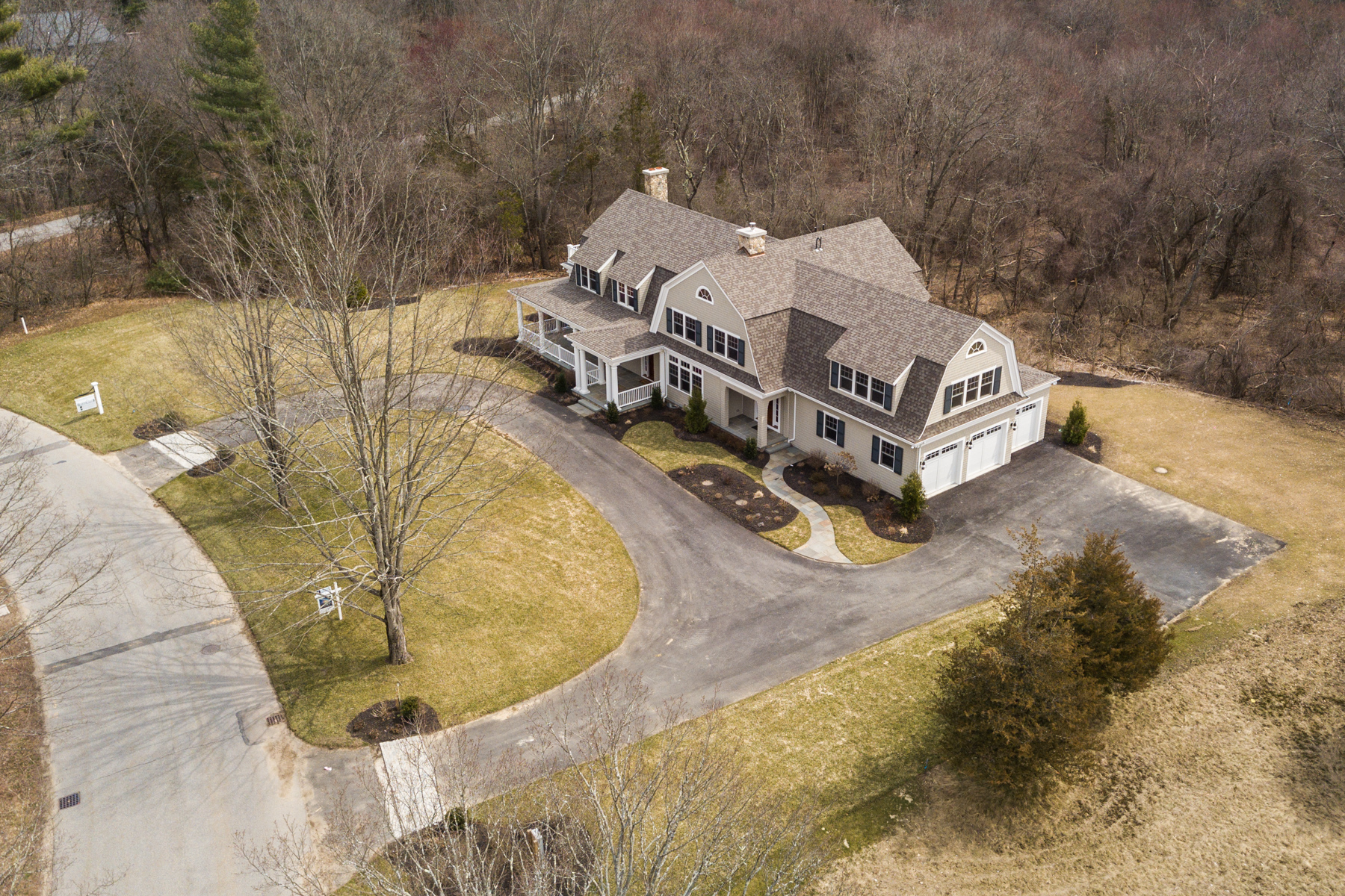 38StandishRd-Aerial1-LoRes.jpg