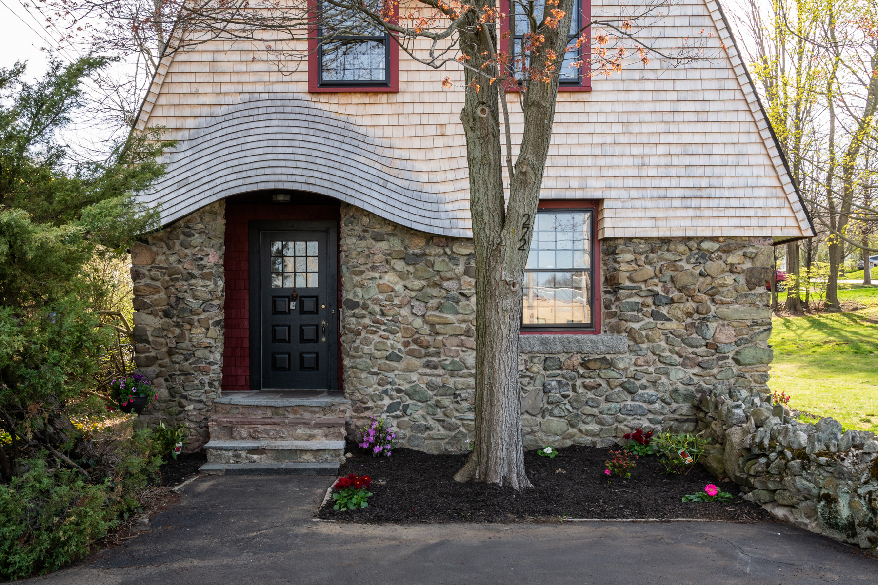 272LincolnStreet-Exterior2-LoRes.jpg